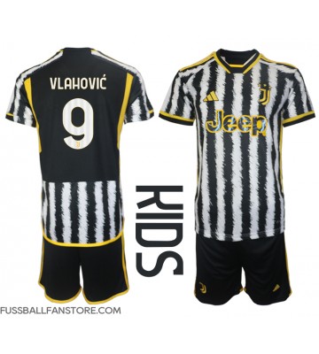Juventus Dusan Vlahovic #9 Replik Heimtrikot Kinder 2023-24 Kurzarm (+ Kurze Hosen)